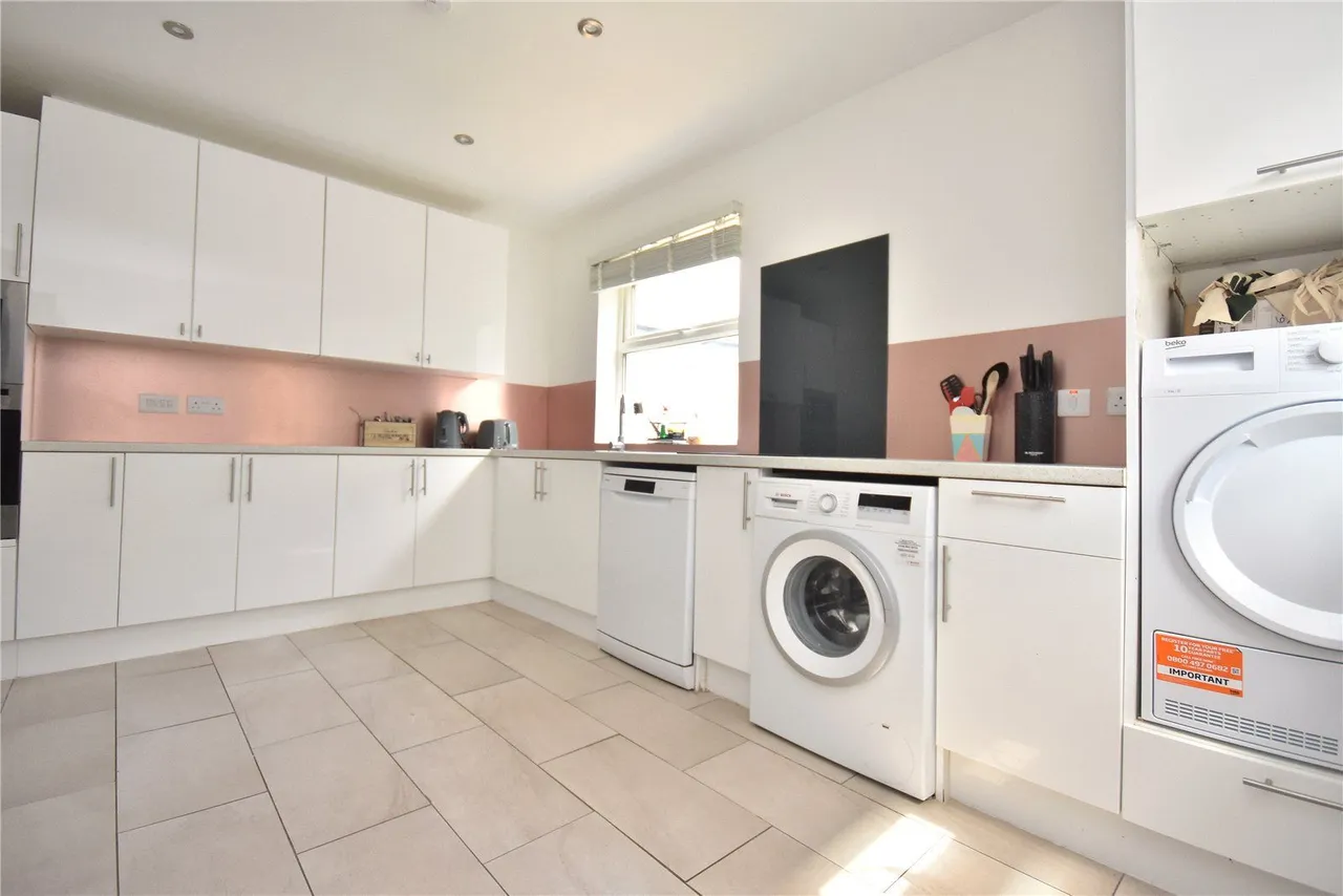 Cricklegate, Leeds, LS15, photo 2