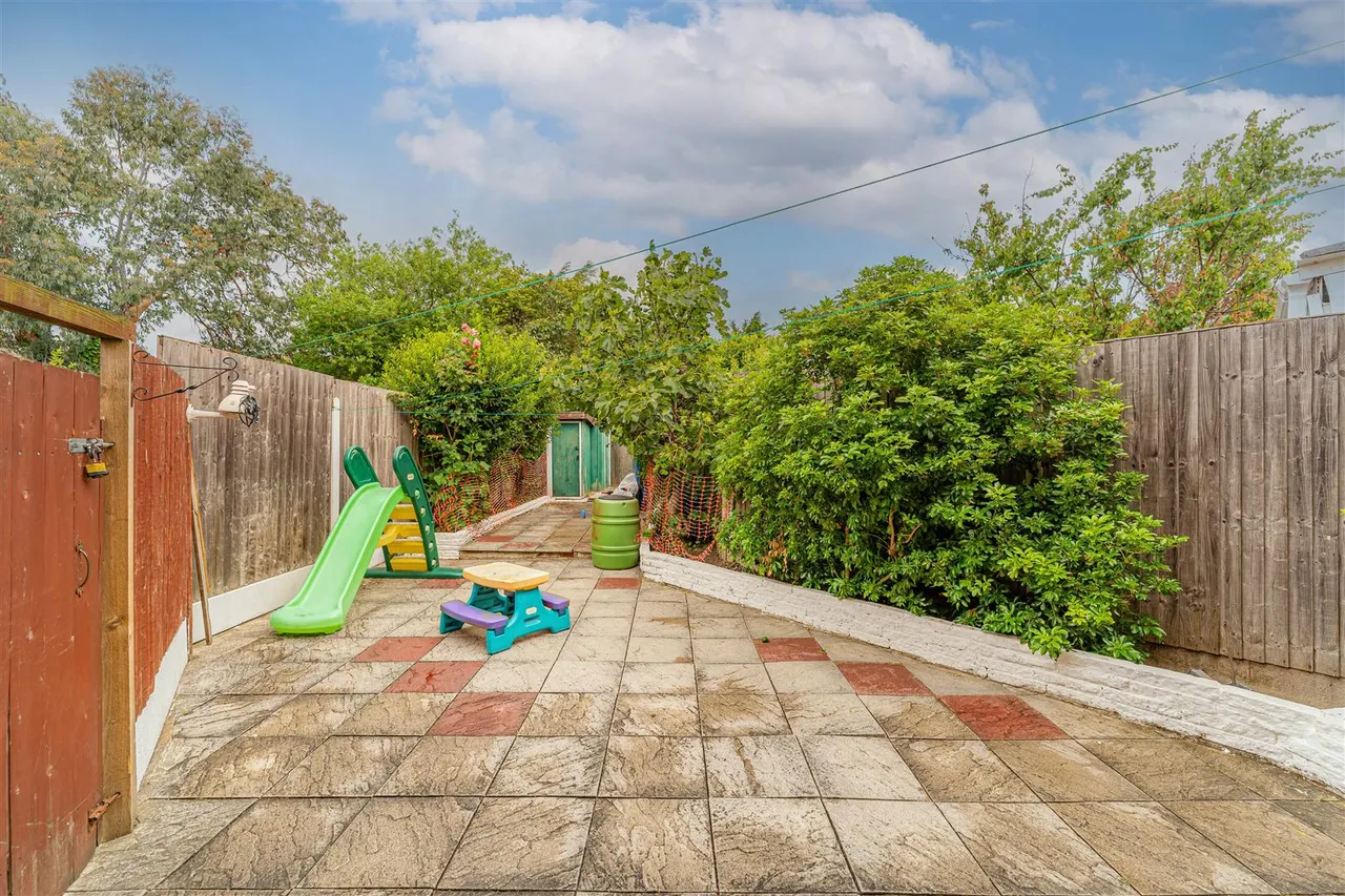 Galliard Road, Edmonton, N9, photo 17