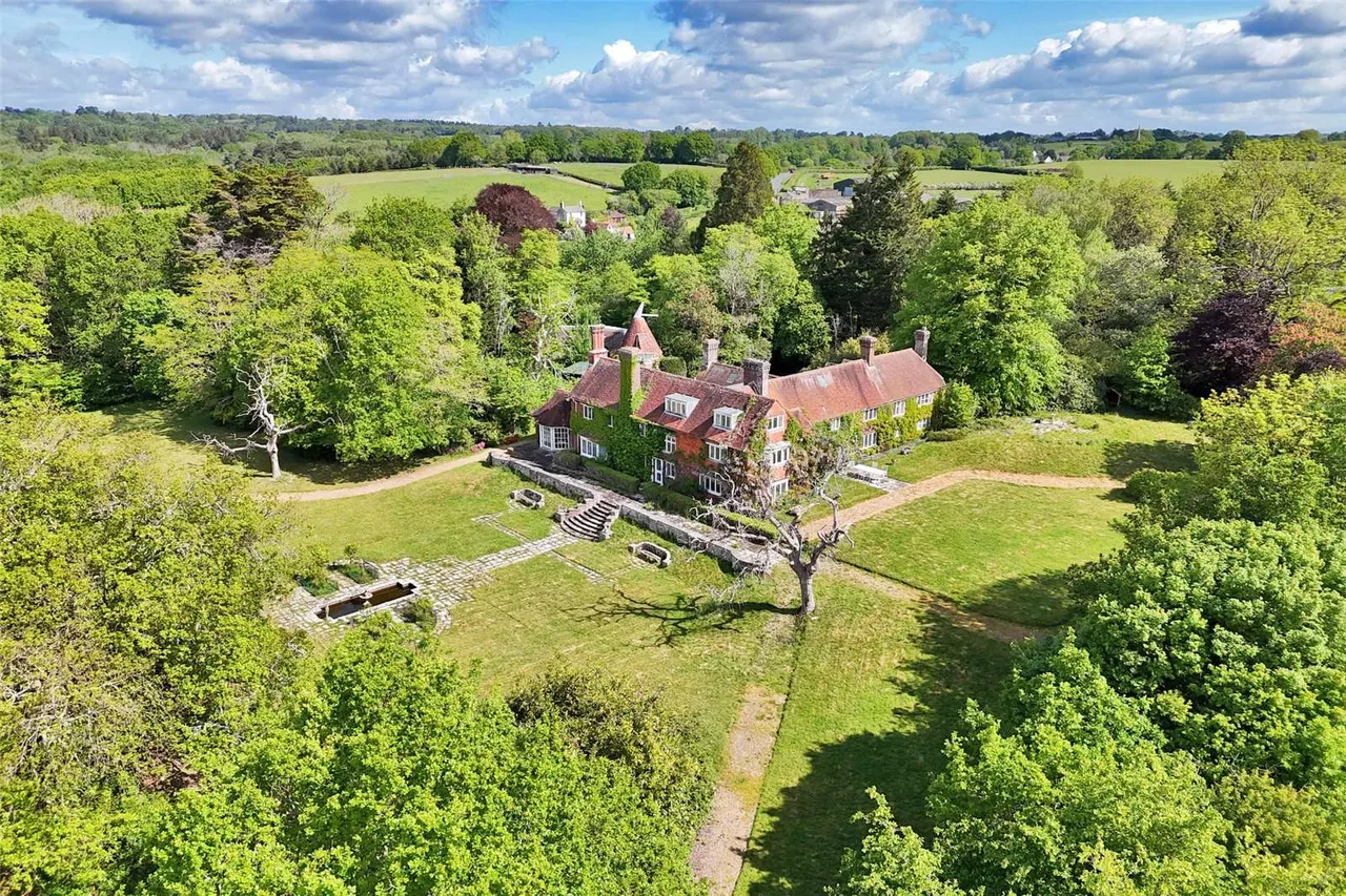 7 bed house for sale — The Stream, Catsfield, Battle, East Sussex, TN33 9BB