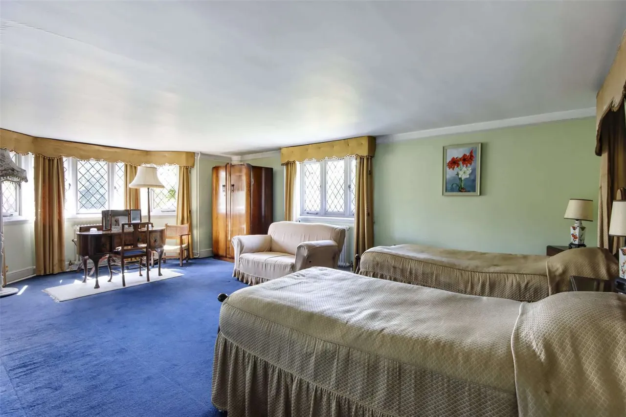 The Stream, Catsfield, Battle, East Sussex, TN33 9BB, photo 11