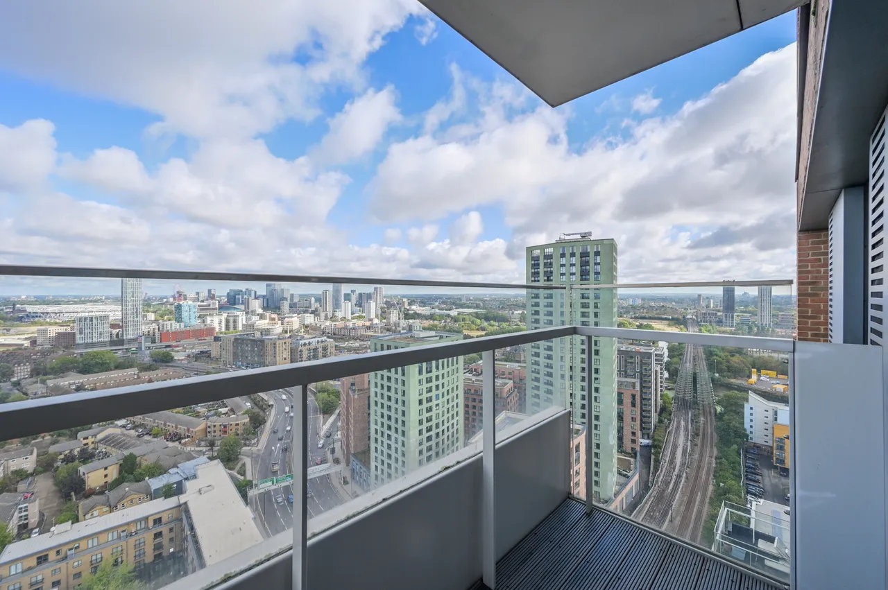 176 Marner Point, 1 Jefferson Plaza, London, photo 6