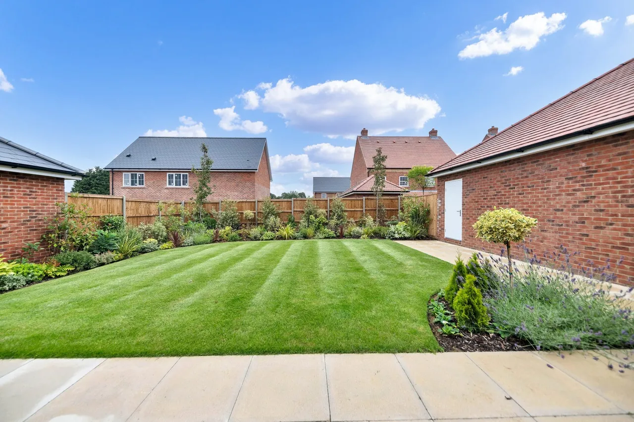 Plot 40B Station Road, Bow Brickhill, Milton Keynes, MK17 9JU, photo 4
