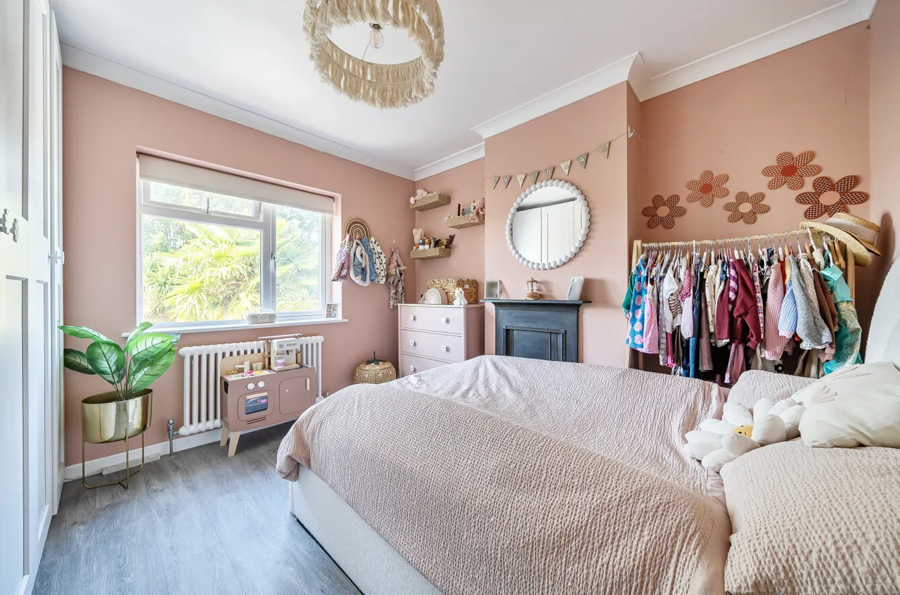 Axminster Crescent, DA16, photo 9