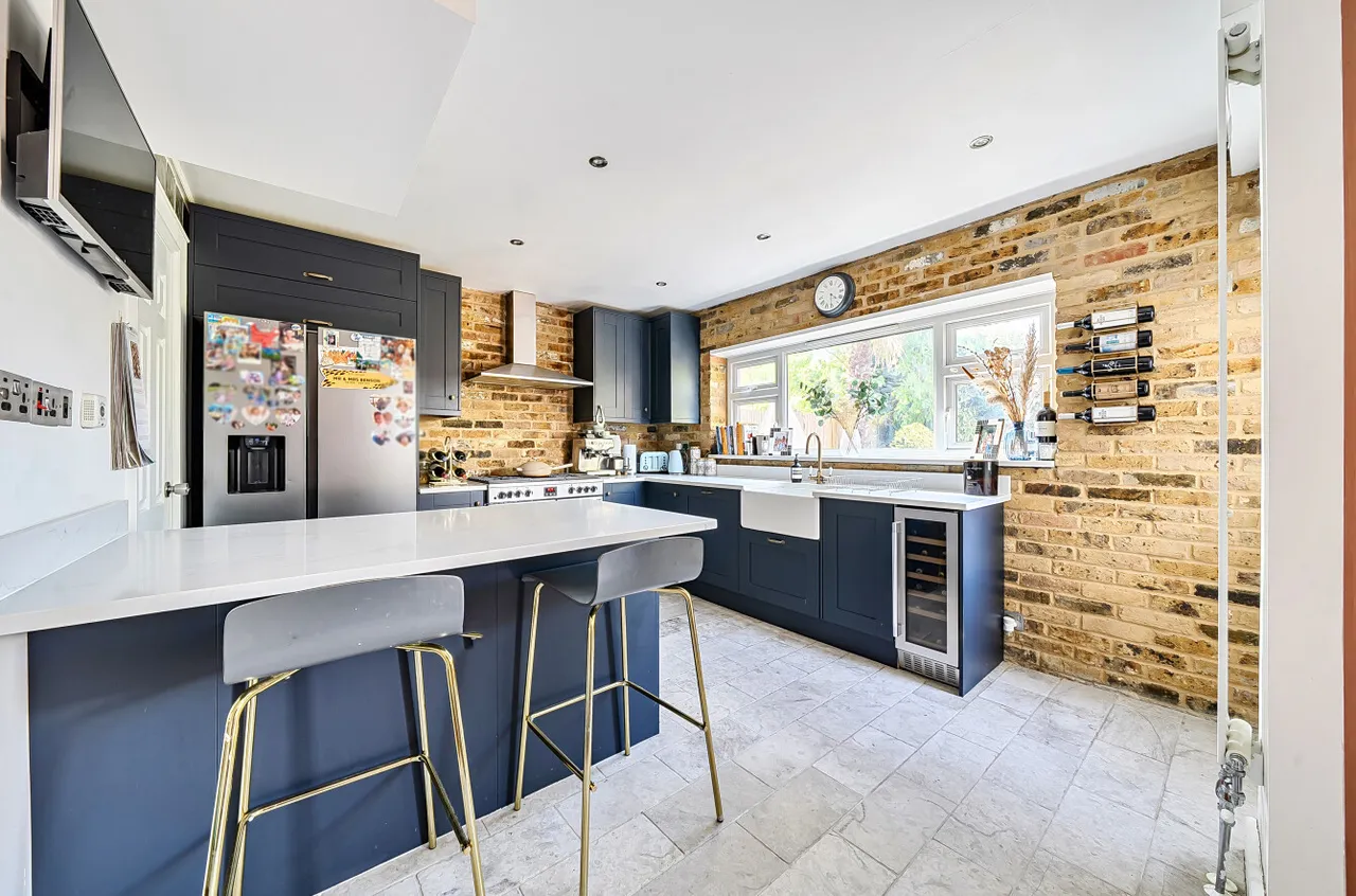 Axminster Crescent, DA16, photo 16