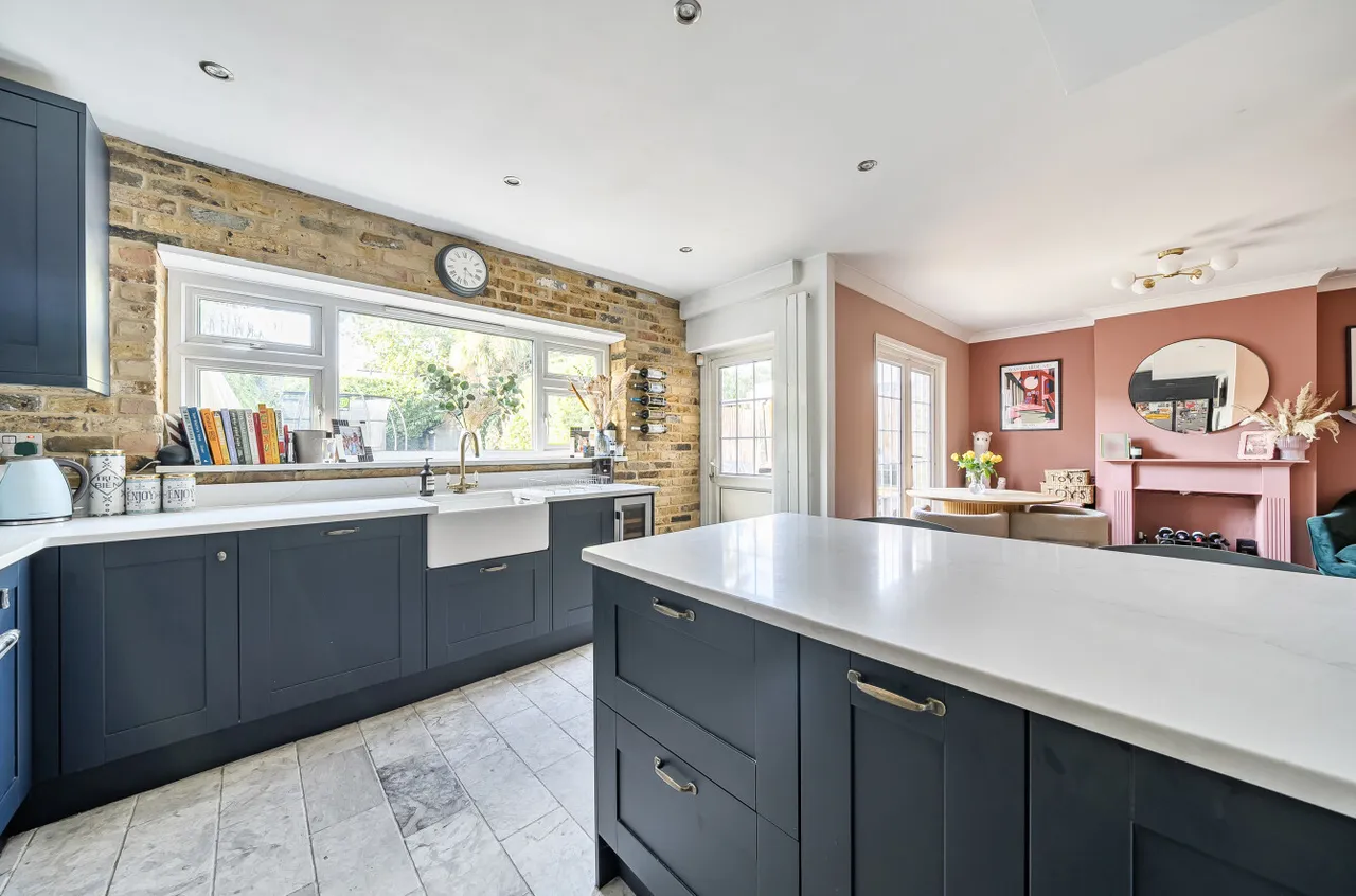 Axminster Crescent, DA16, photo 14