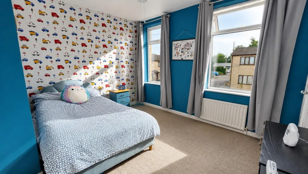 Fletton Terrace, Undercliffe, photo 8