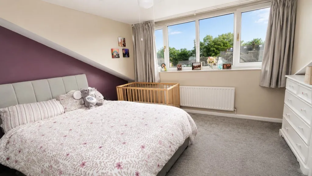 Fletton Terrace, Undercliffe, photo 7