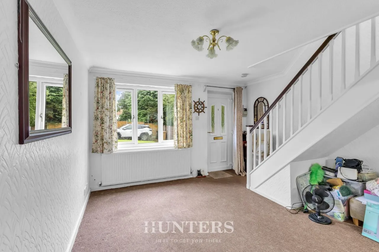 Hembury Close, Middleton, Manchester, photo 4