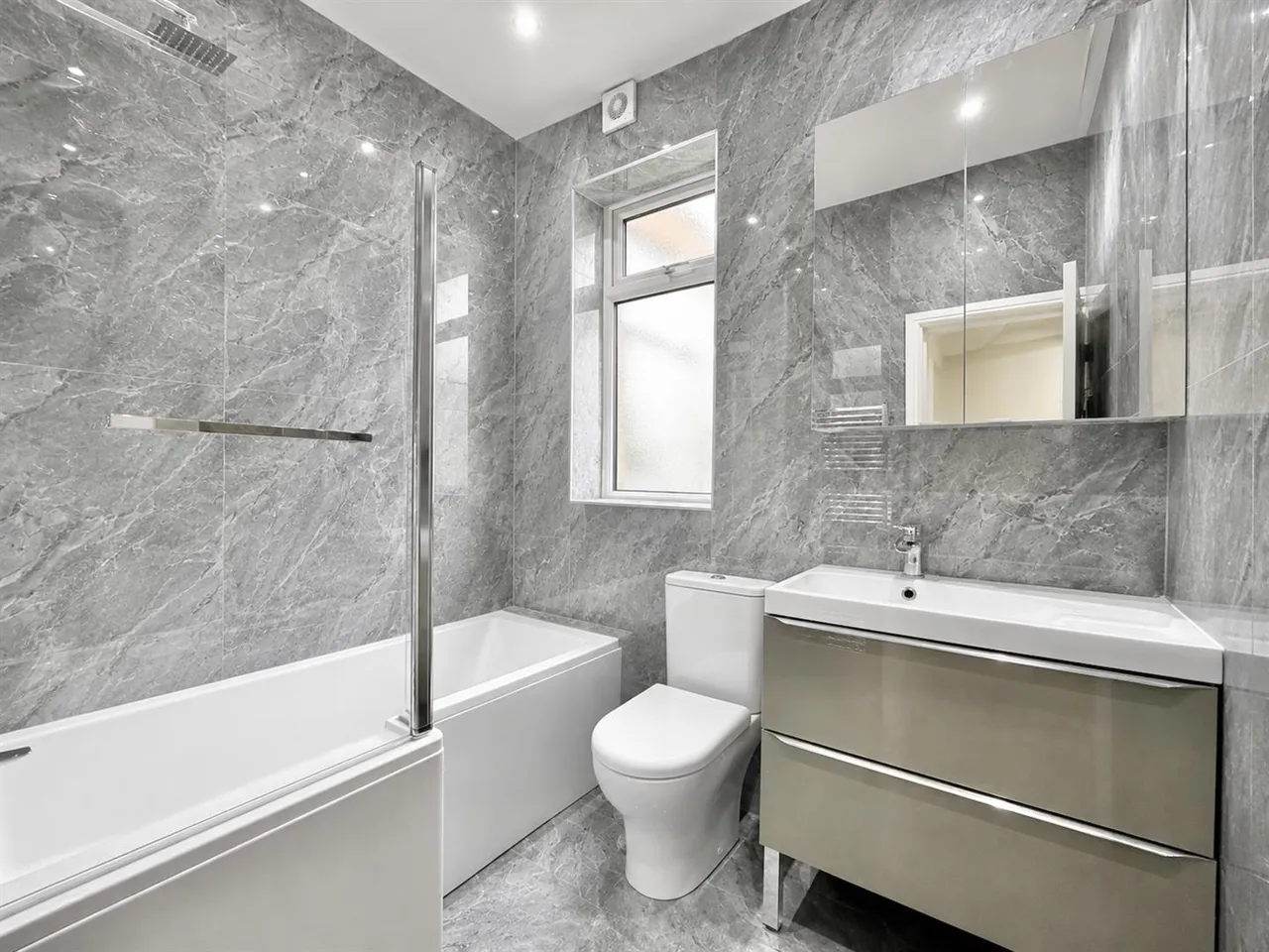 Carlton Road, Sale, M33, photo 14