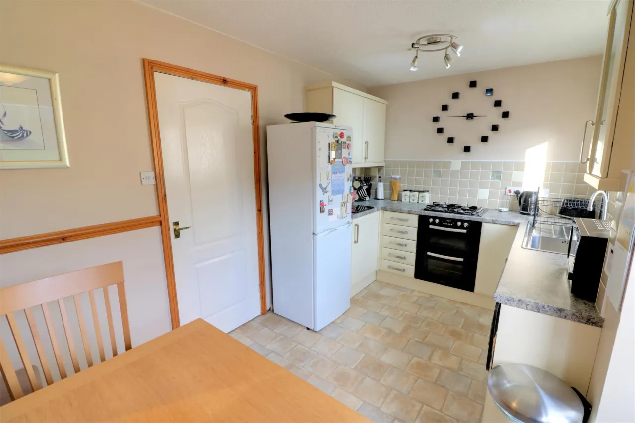 Holt Crescent, Cannock, photo 6