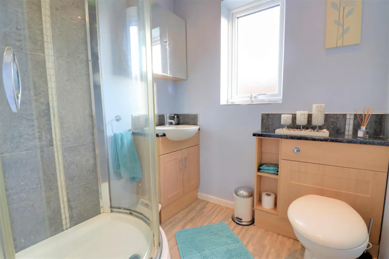 Holt Crescent, Cannock, photo 10