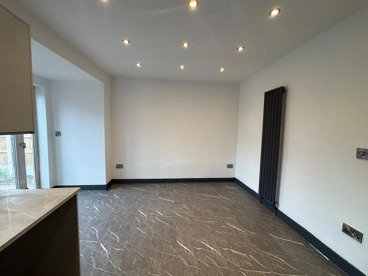 Thankerton Avenue, Audenshaw, M34, photo 4