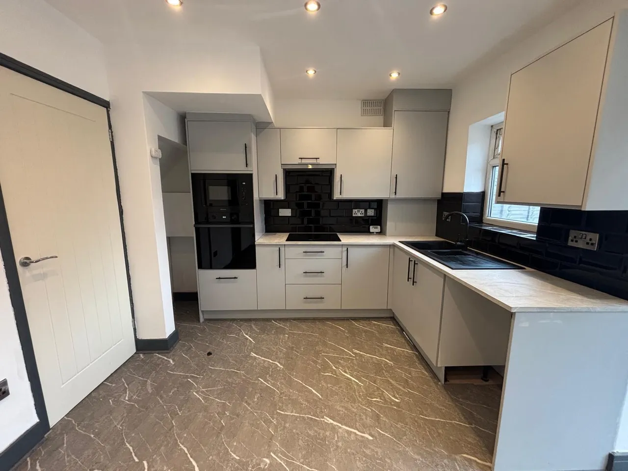 Thankerton Avenue, Audenshaw, M34, photo 3