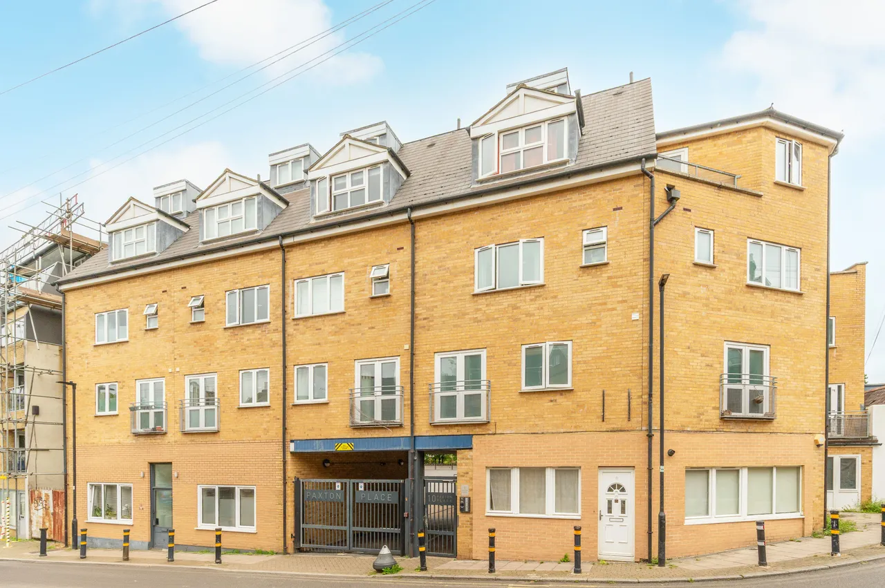 Flat 3, 10 Paxton Place, London, photo 12