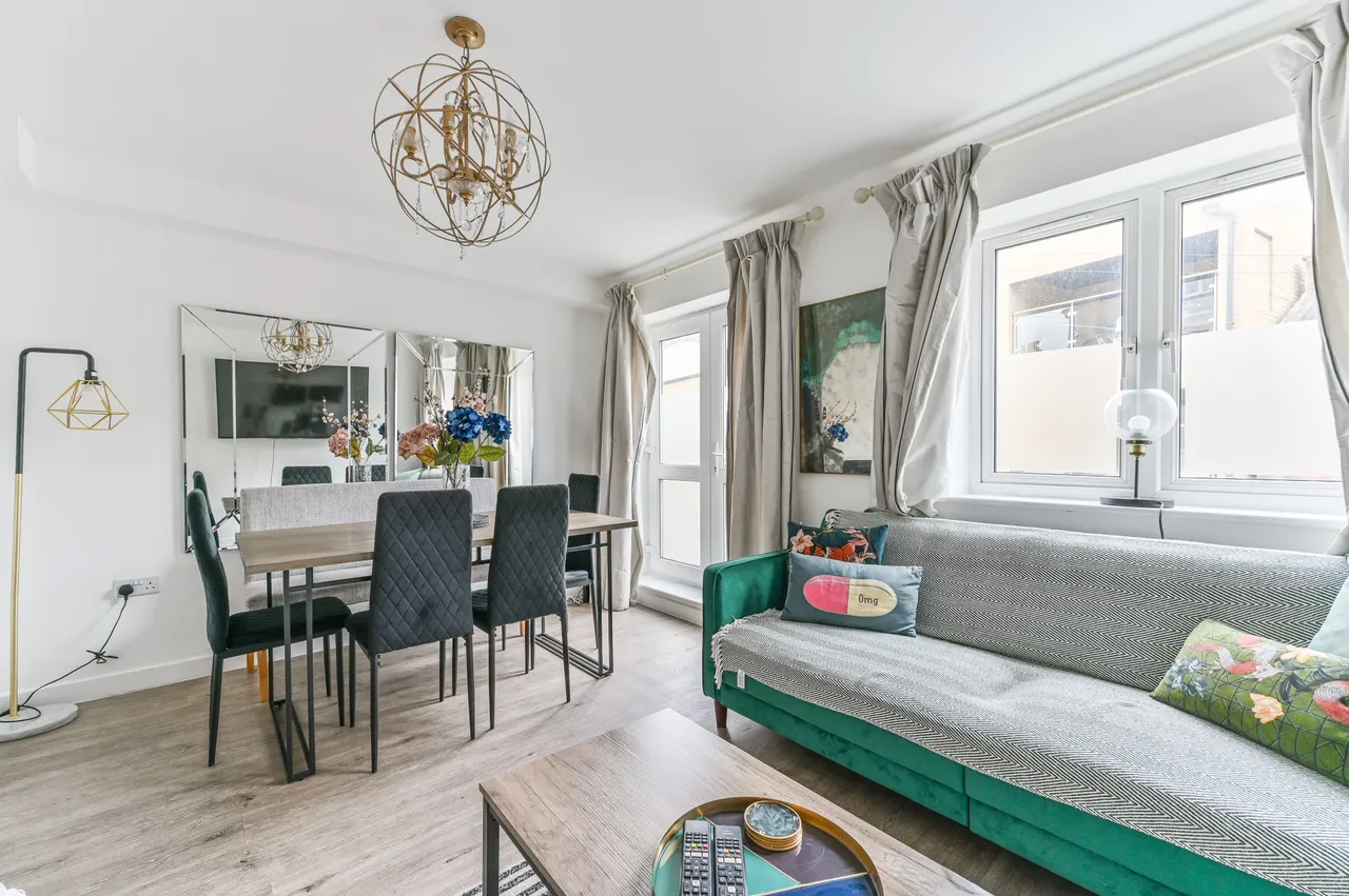 Flat 3, 10 Paxton Place, London, photo 4