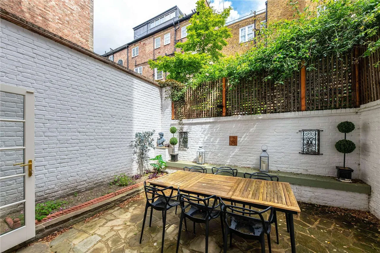 Tufton Street, London, SW1P, photo 5