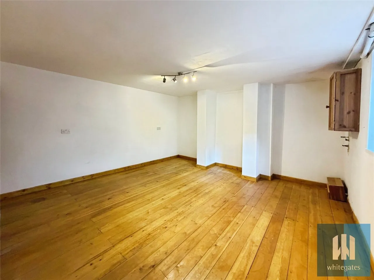Norman Road, Birkby, HD2, photo 2