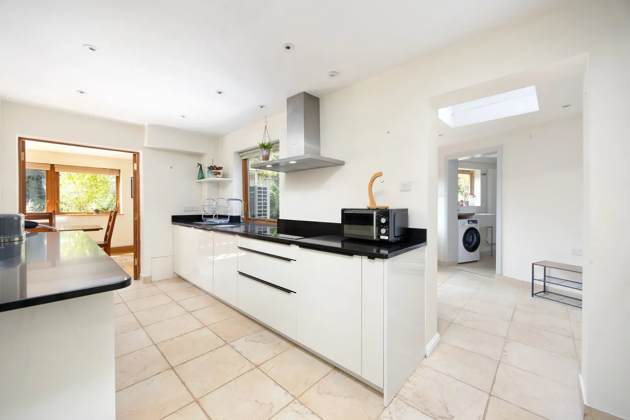 Beechwood, Market Lavington, SN10, photo 8