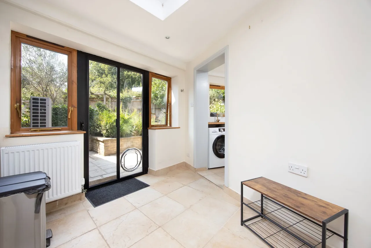 Beechwood, Market Lavington, SN10, photo 12