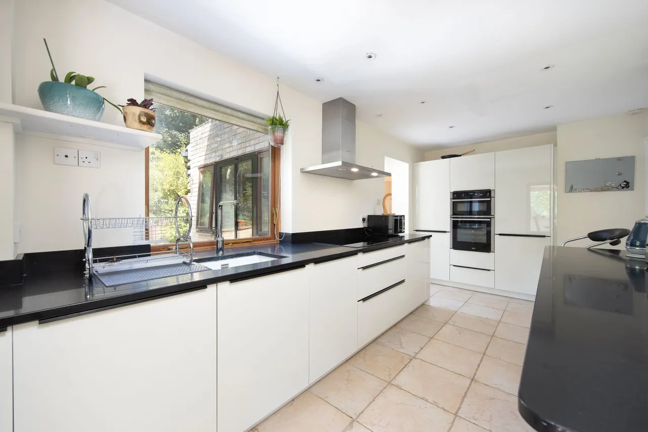 Beechwood, Market Lavington, SN10, photo 7