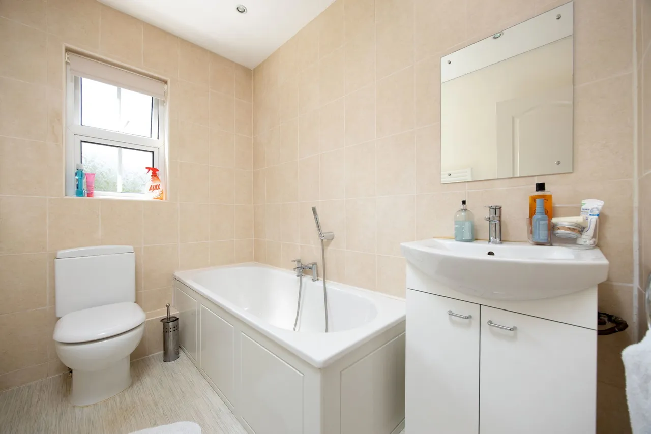 Beechwood, Market Lavington, SN10, photo 22