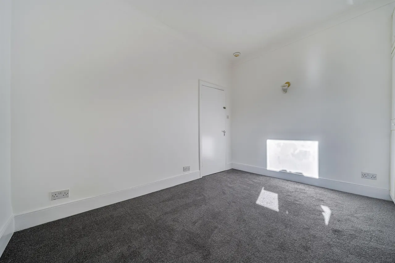 Mount Pleasant Road, London, N17, photo 8