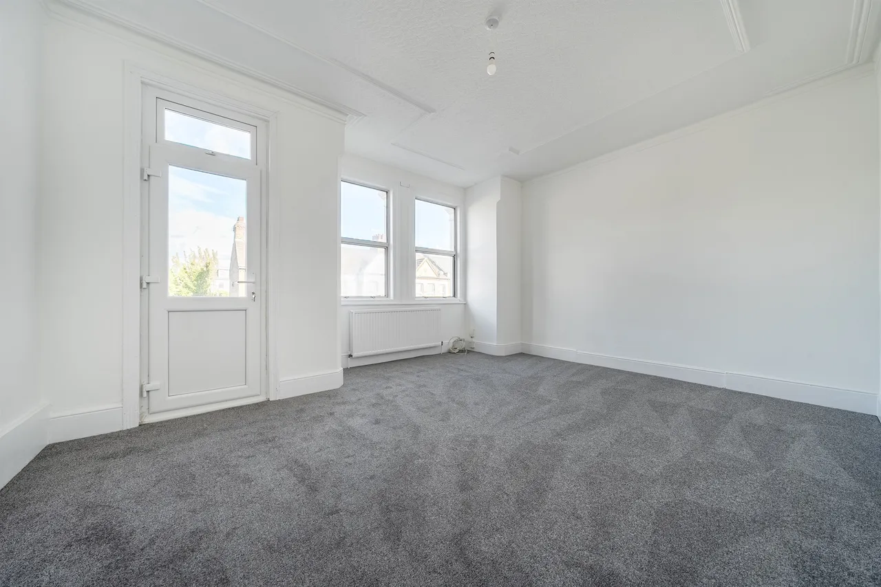 Mount Pleasant Road, London, N17, photo 3
