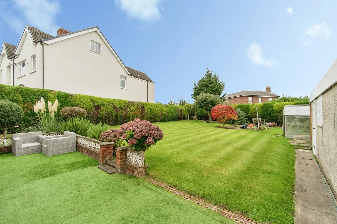 The Copse, Featherstone, WF7, photo 16