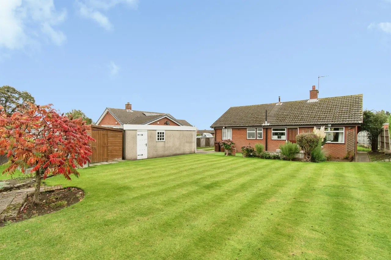 The Copse, Featherstone, WF7, photo 17