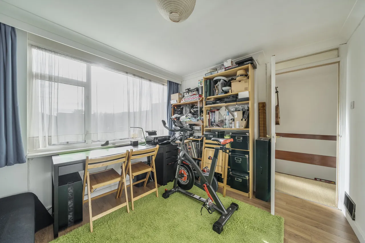 Nursery Road, HA5, photo 15