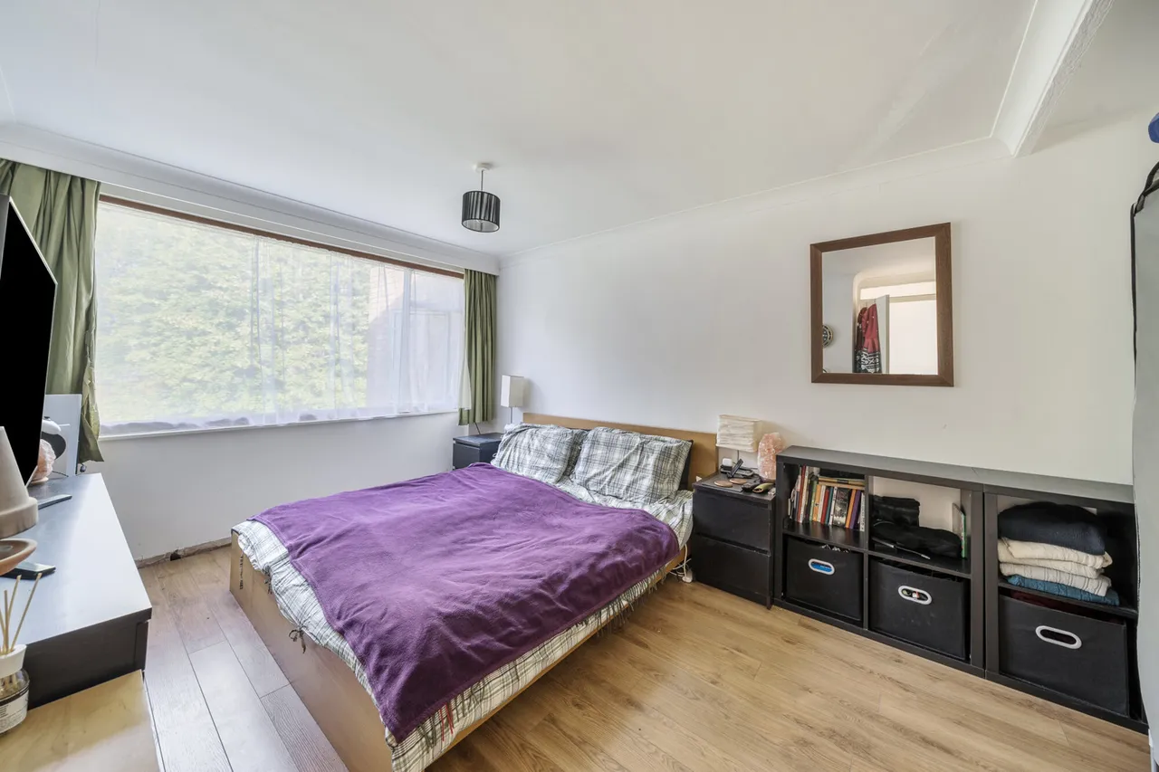 Nursery Road, HA5, photo 3