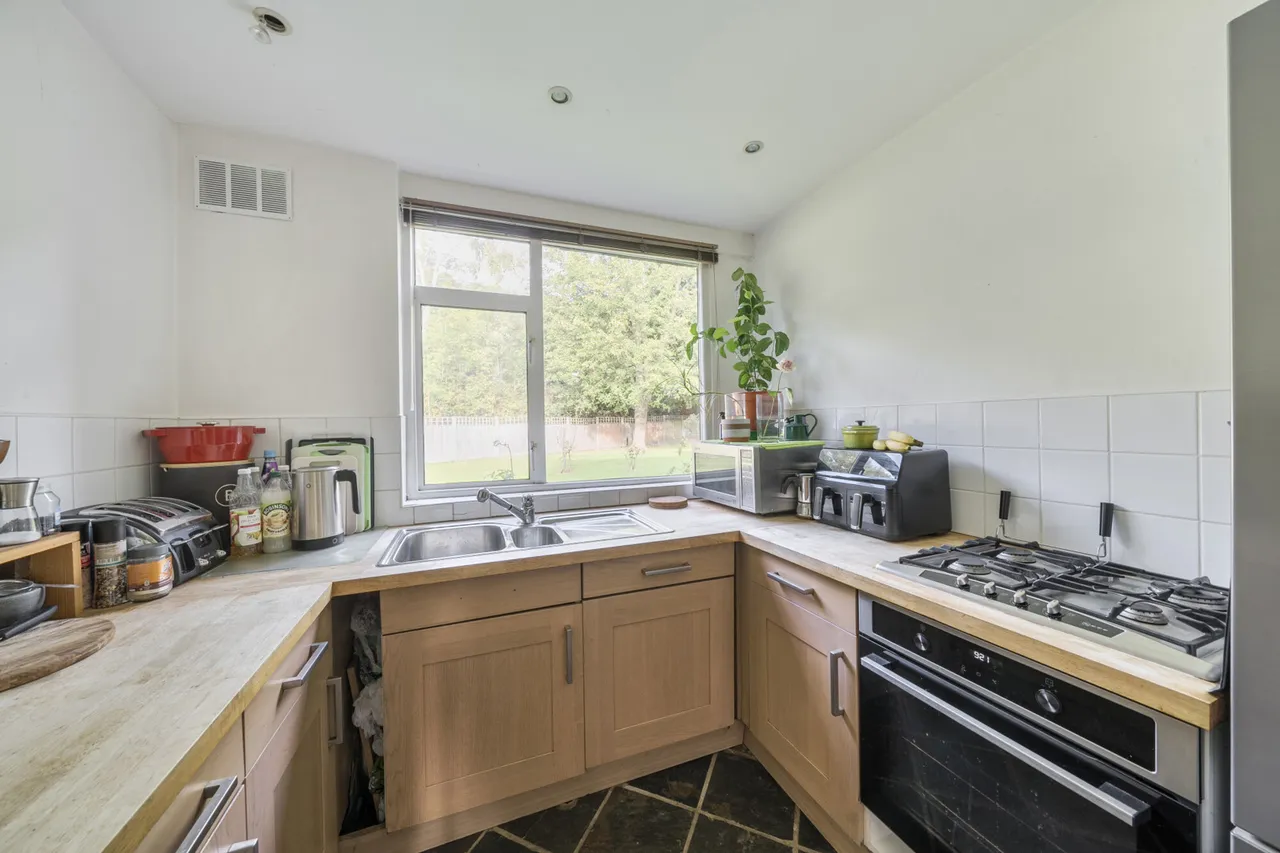 Nursery Road, HA5, photo 4