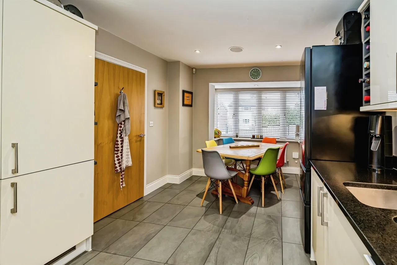 Lent Rise Road, Burnham, SL1, photo 5