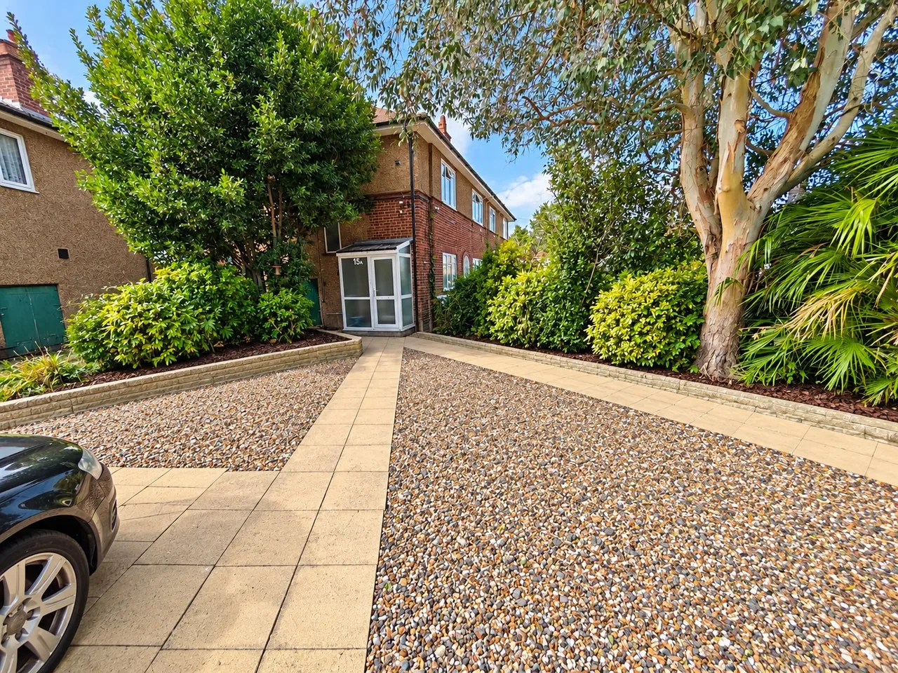 Hughenden Gardens, Northolt, UB5, photo 7