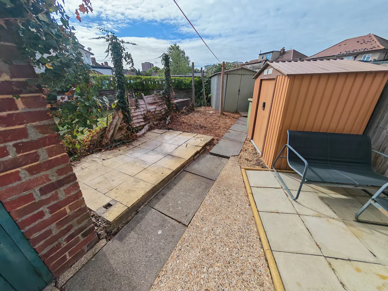Hughenden Gardens, Northolt, UB5, photo 8