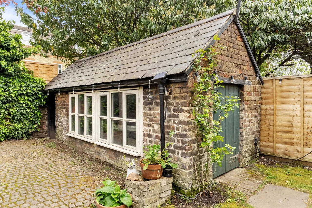 Oldfield Road, Hampton, TW12 2AE, photo 14