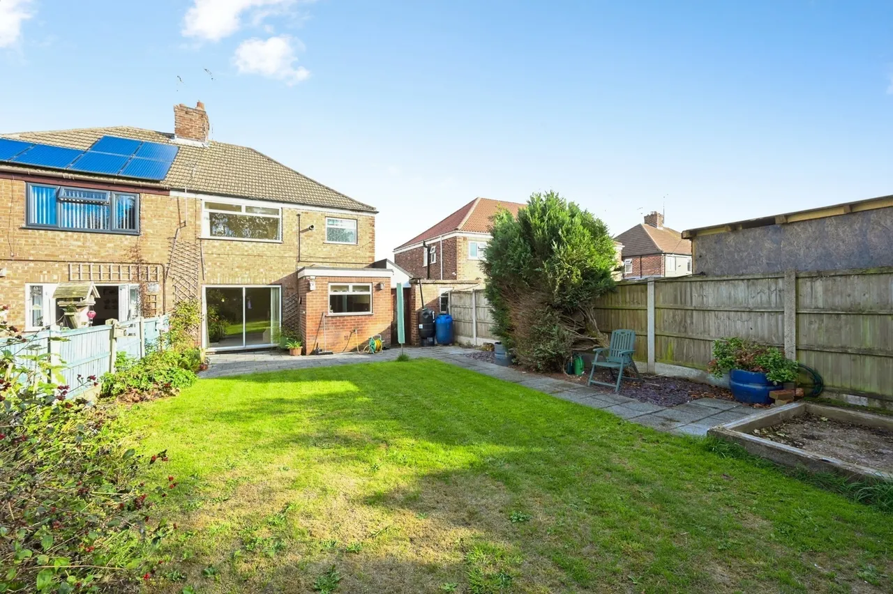 Rowan Drive, Kirkby-in-Ashfield, NG17, photo 2