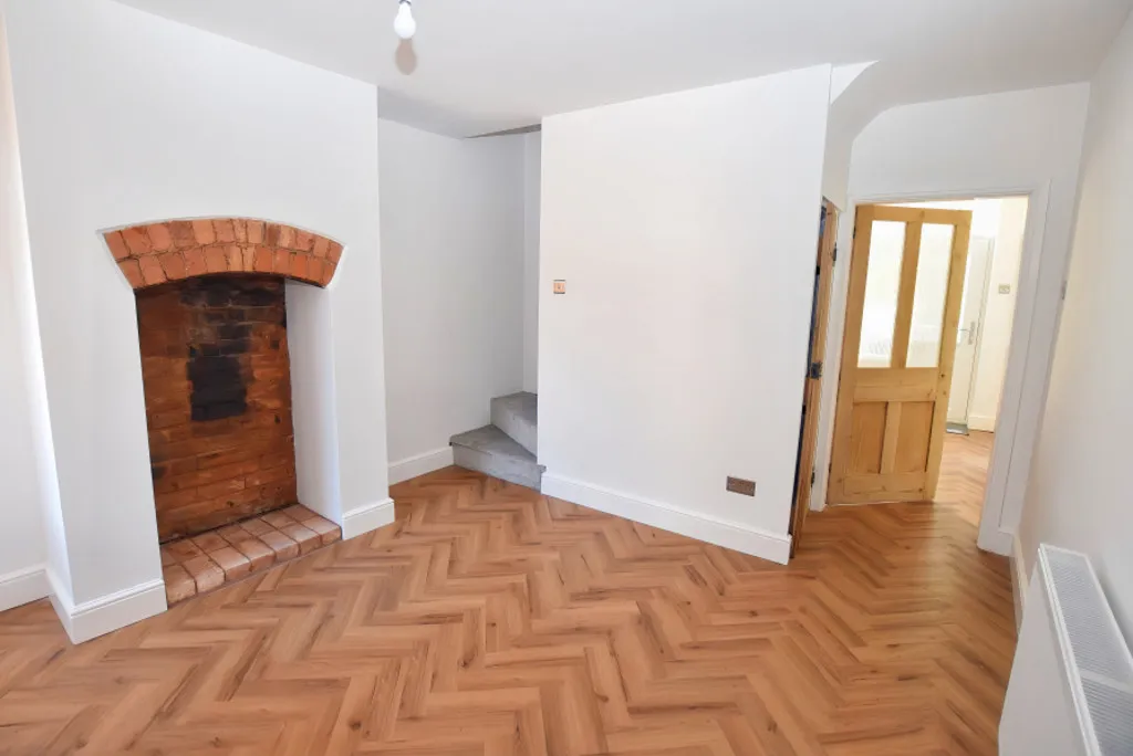 Frogmore Road, Market Drayton, photo 5