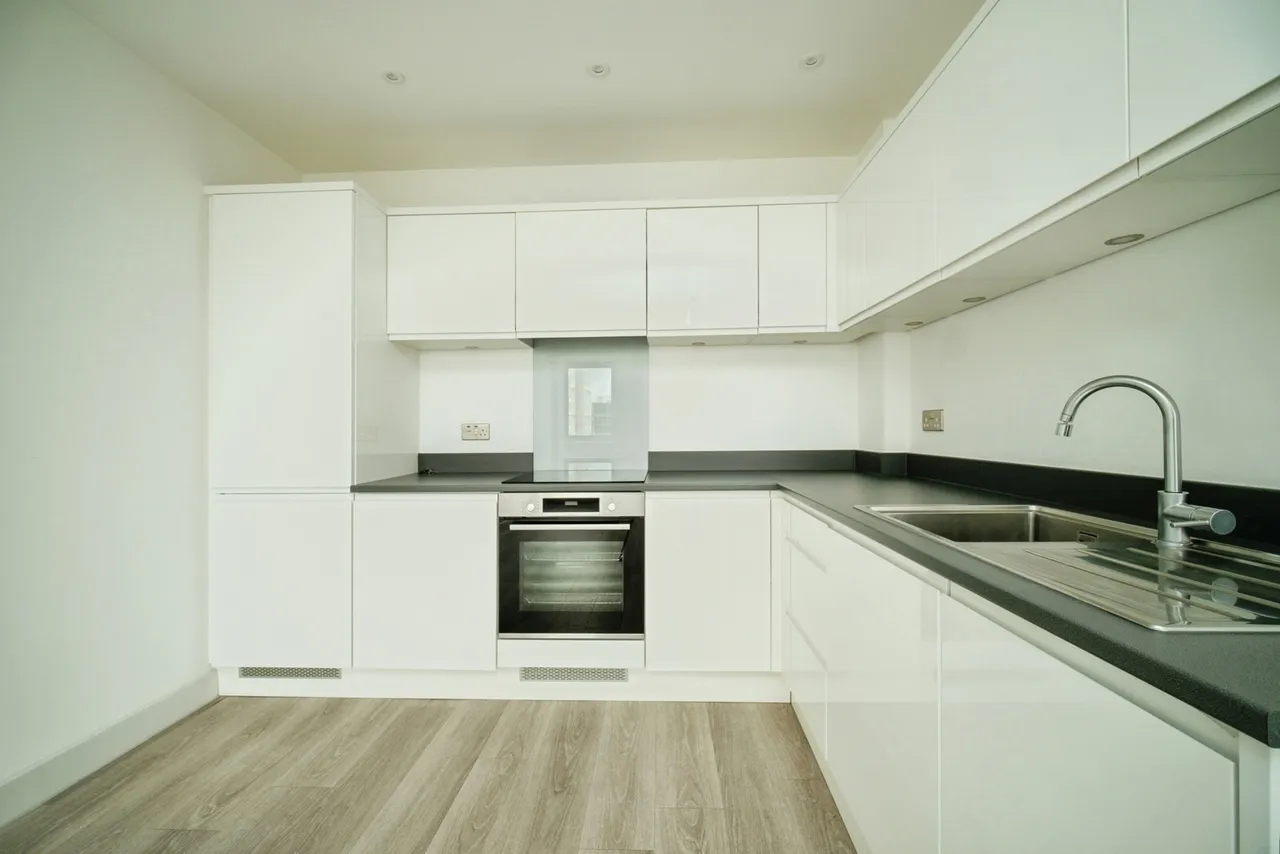 The Ring, Bracknell, RG12, photo 7