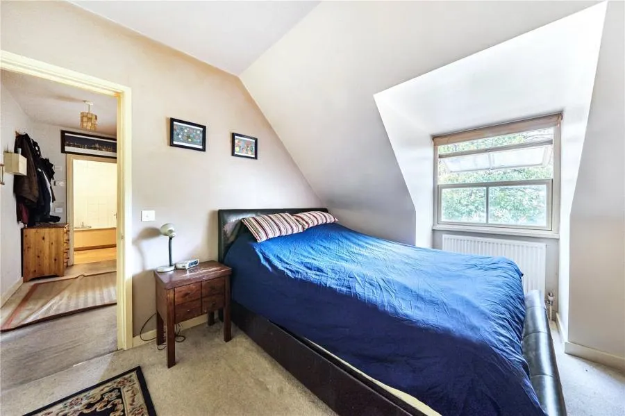 Arden Close, Twickenham, TW2, photo 6