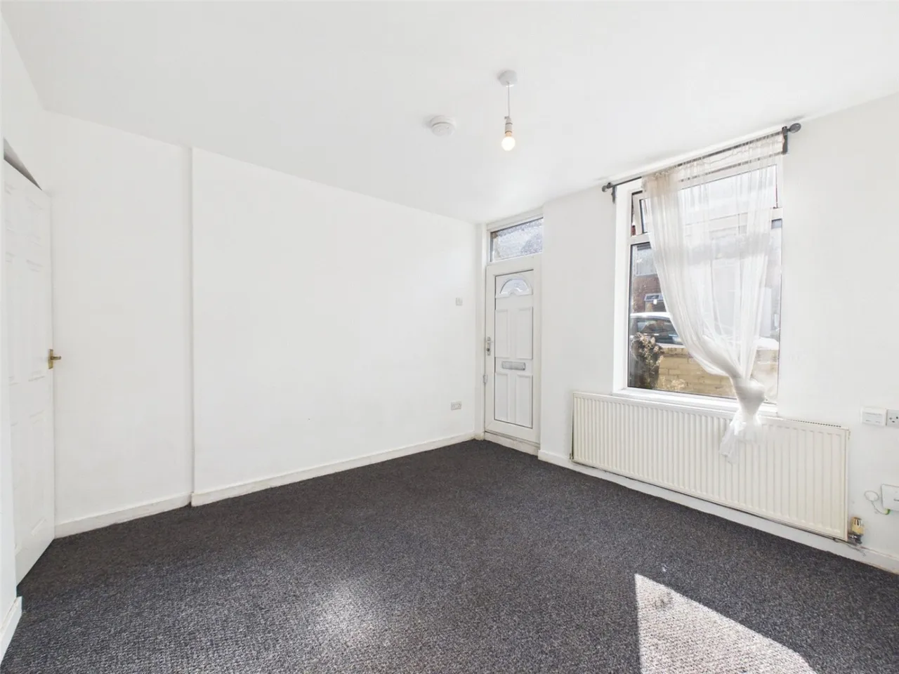 Park Street, Heanor, DE75, photo 3