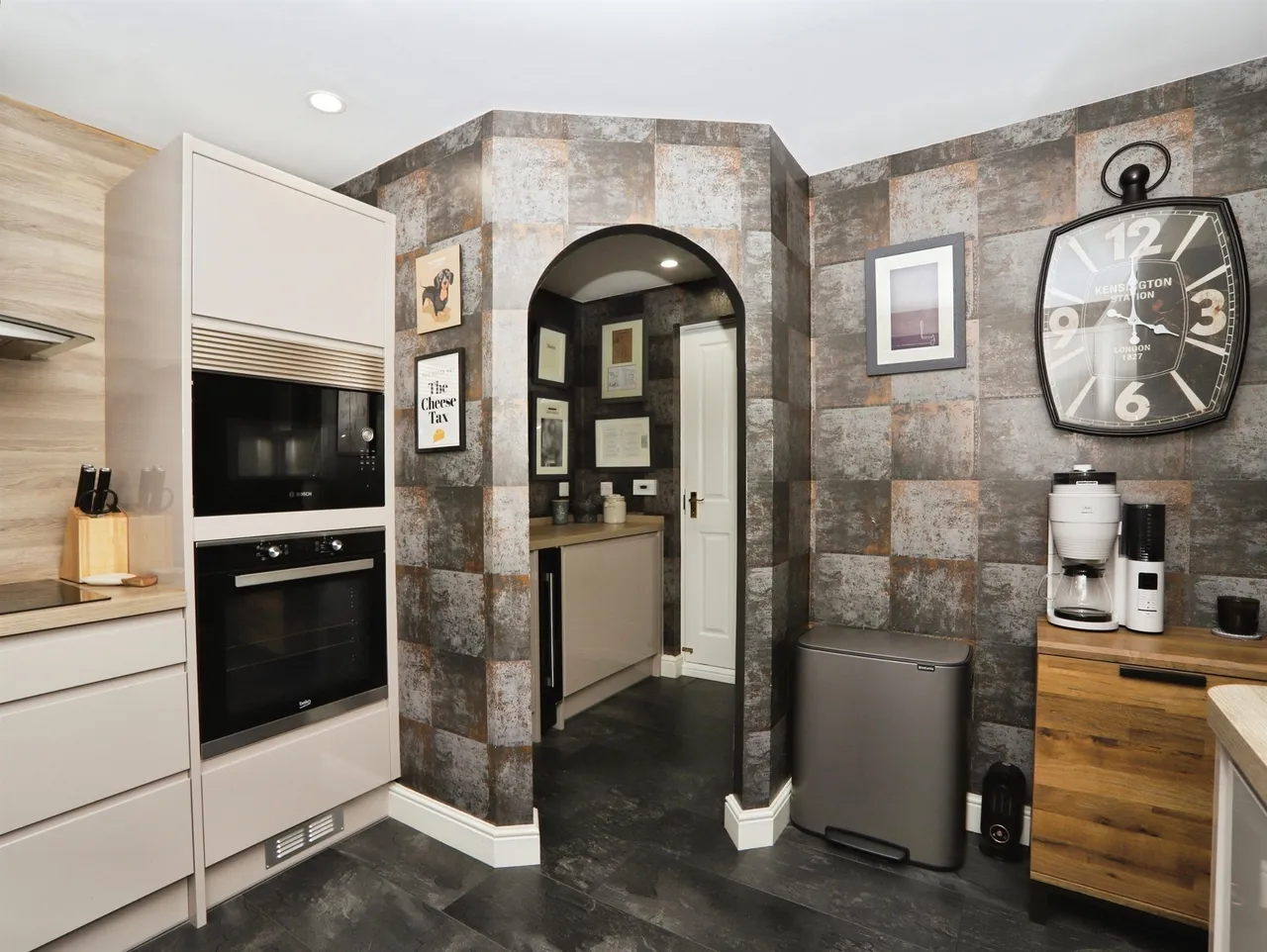 Clos Cwm Garw Caerphilly, CF83, photo 9