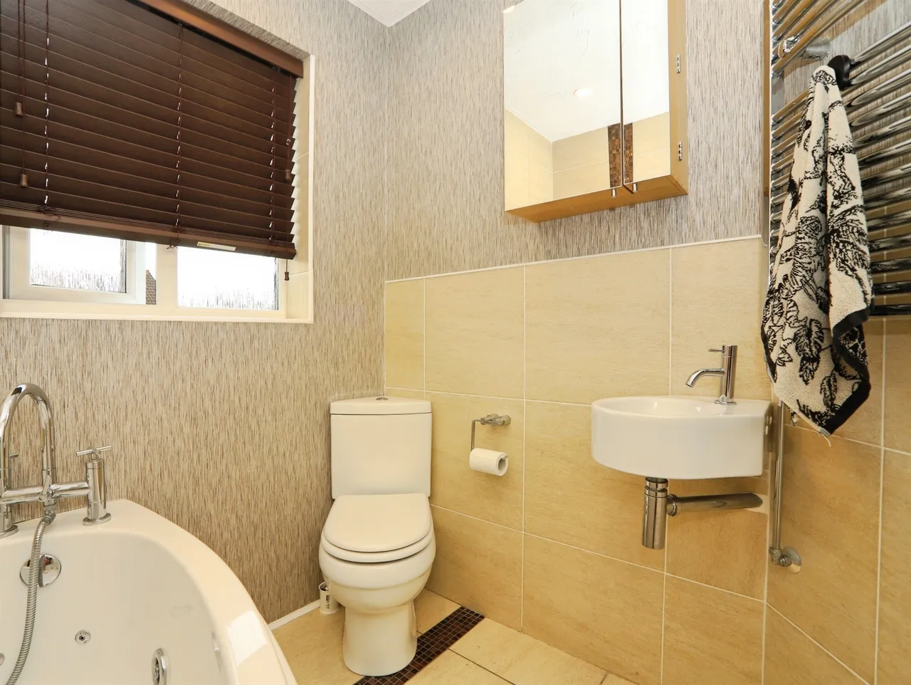 Clos Cwm Garw Caerphilly, CF83, photo 17