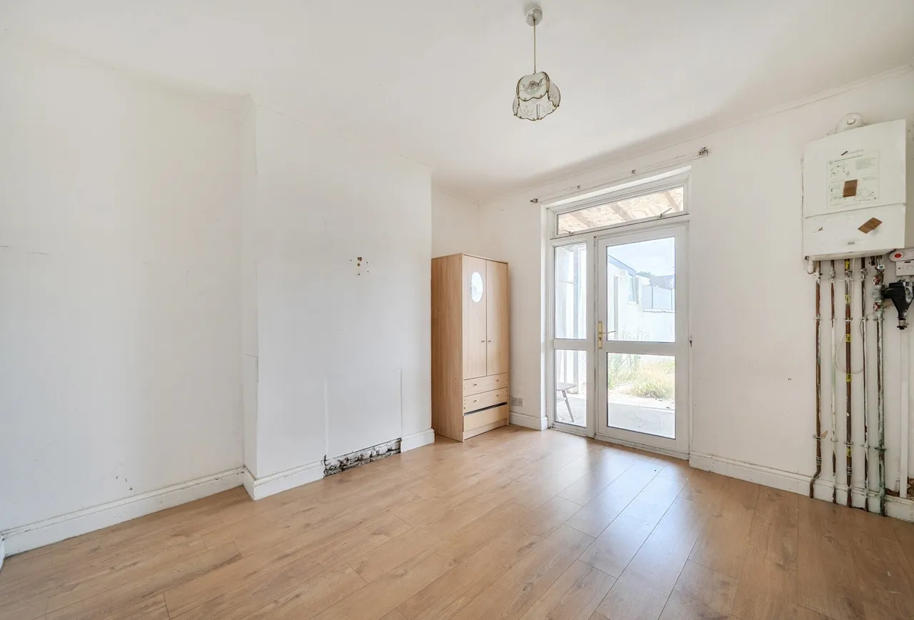 Manor Road, Mitcham, CR4 1JF, photo 5