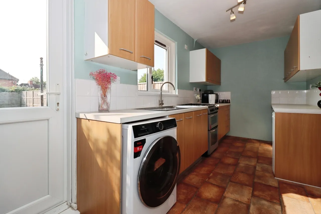 Ringwood Crescent, Bristol, Somerset, BS10, photo 7