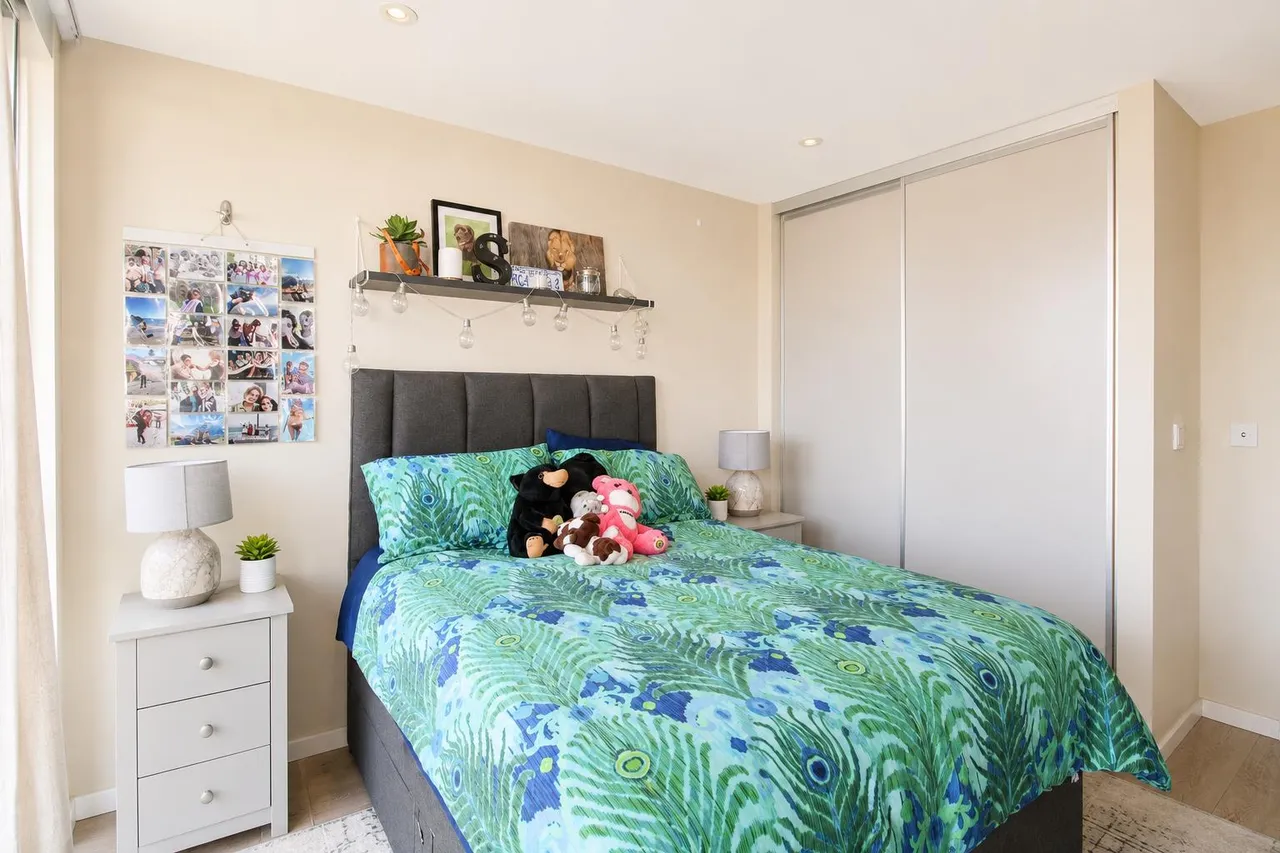 Upper Richmond Road, London, SW15, photo 9