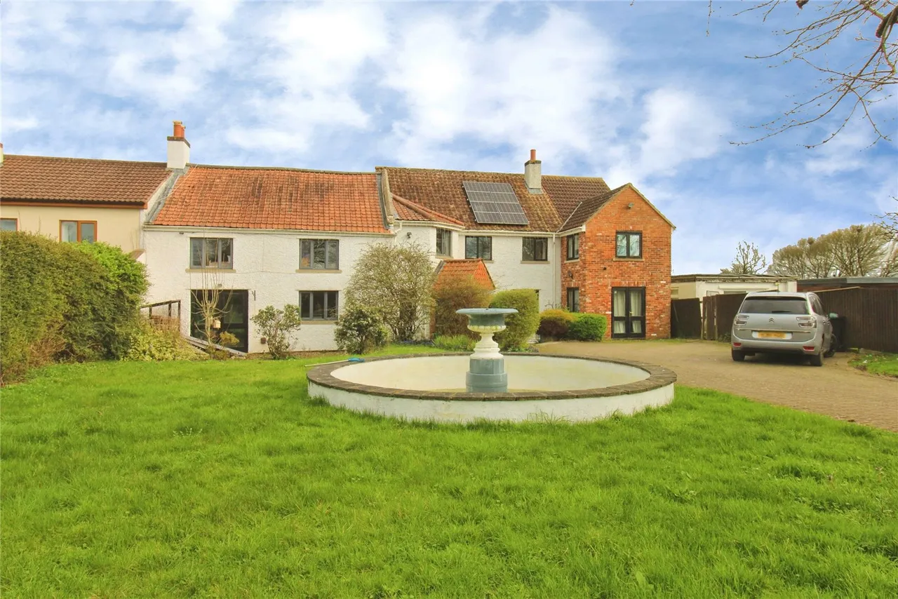 7 bed house for sale, Southwick, Trowbridge