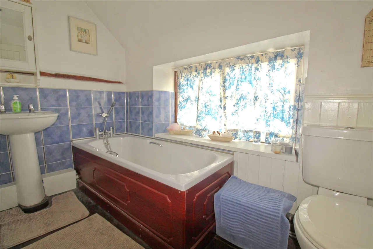 Southwick, Trowbridge, photo 12