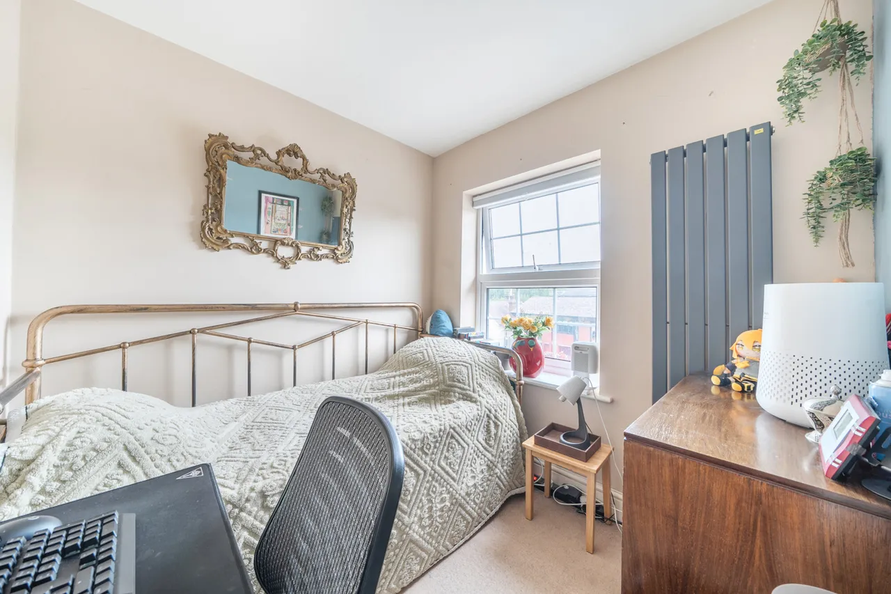Marsh Road, Pinner, HA5, photo 7