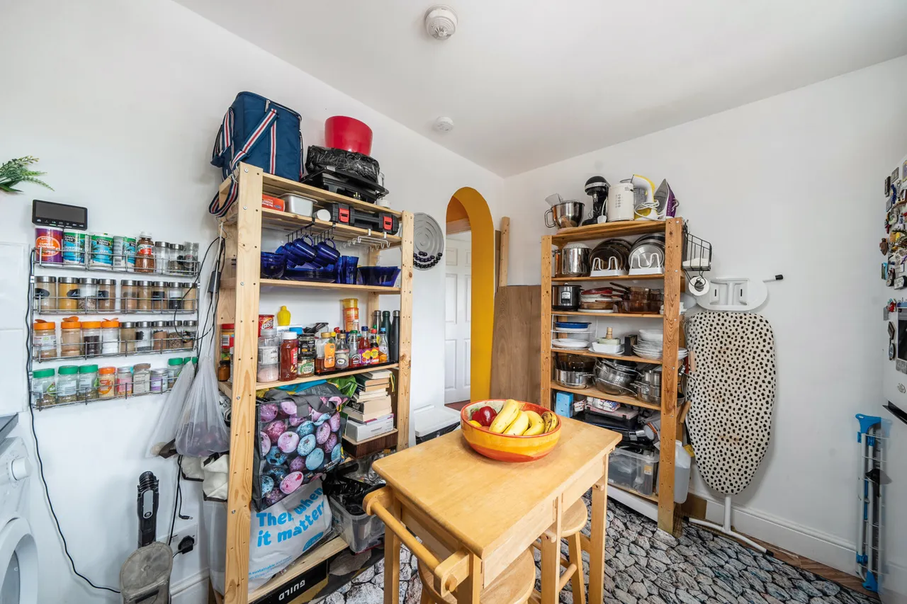 Marsh Road, Pinner, HA5, photo 13